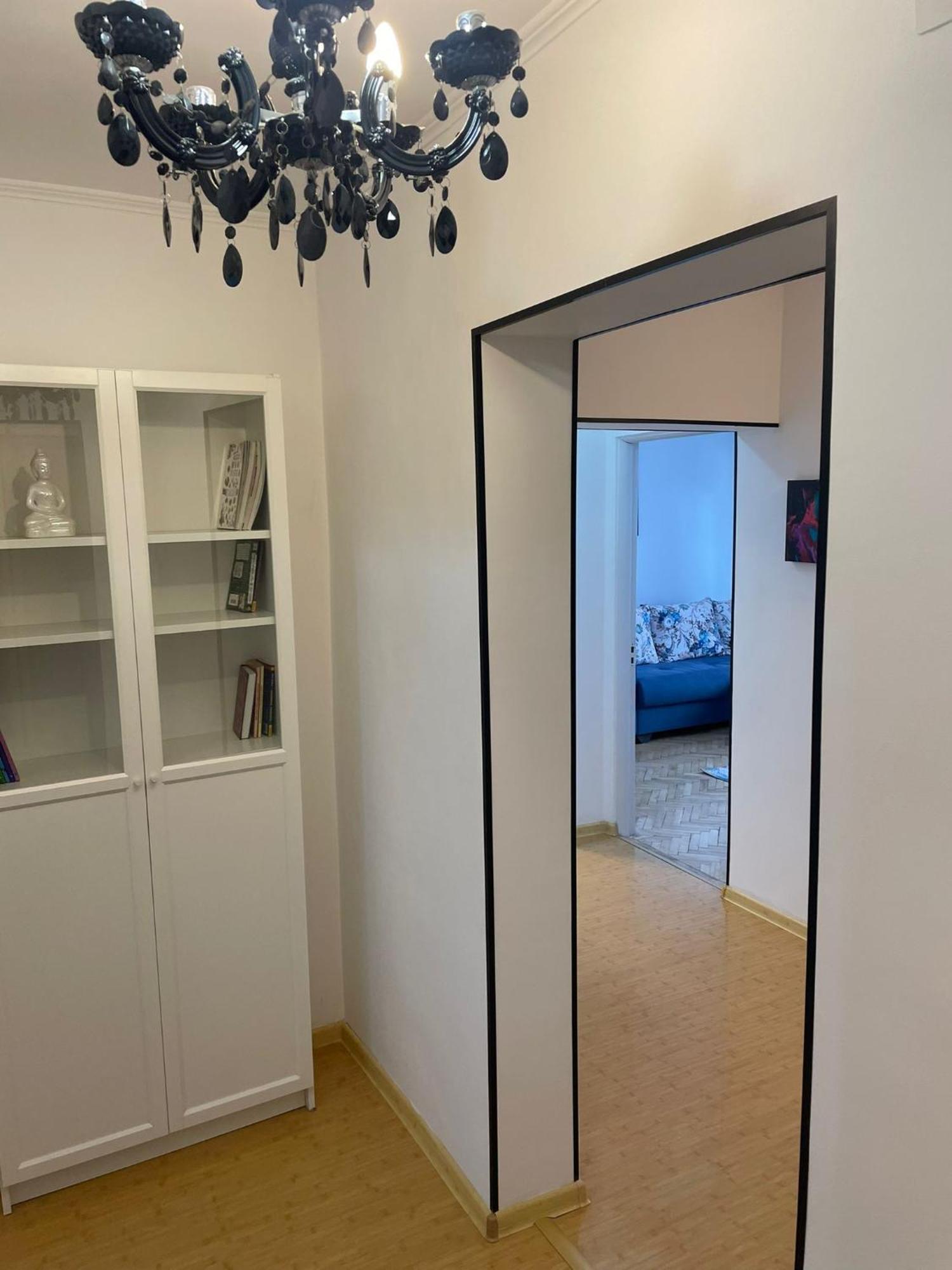Emm Apartament - 100M Parc Si Metrou Tinererului Bucharest Luaran gambar
